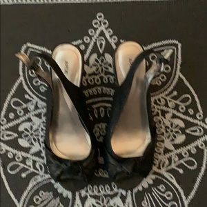 APT9 wedge sandal,size 8